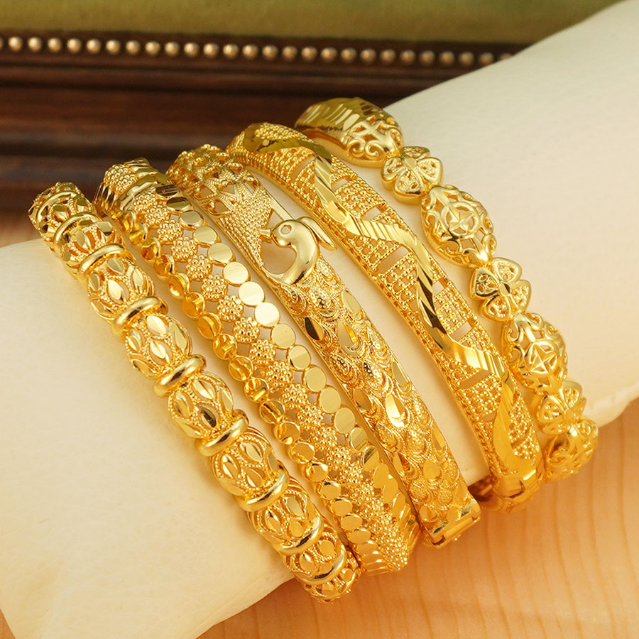 1 Stück Goldfarbenes Pfauen-Mo – Ethnic Fashion In Dubai Bewertung und Preis